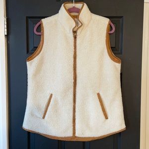 Old Navy Sherpa Vest, Size L